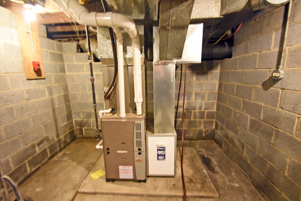 High Efficiency Furnace with Central Air